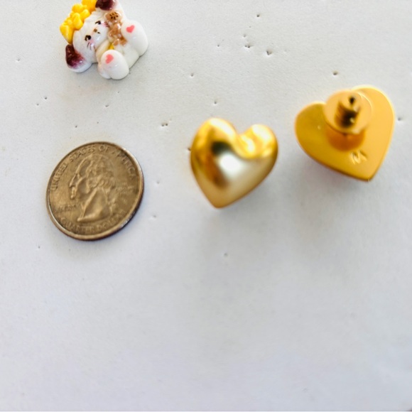 ROXANNE ASSOULIN The Puffy Heart Gold Stud Earrings - Picture 6 of 7